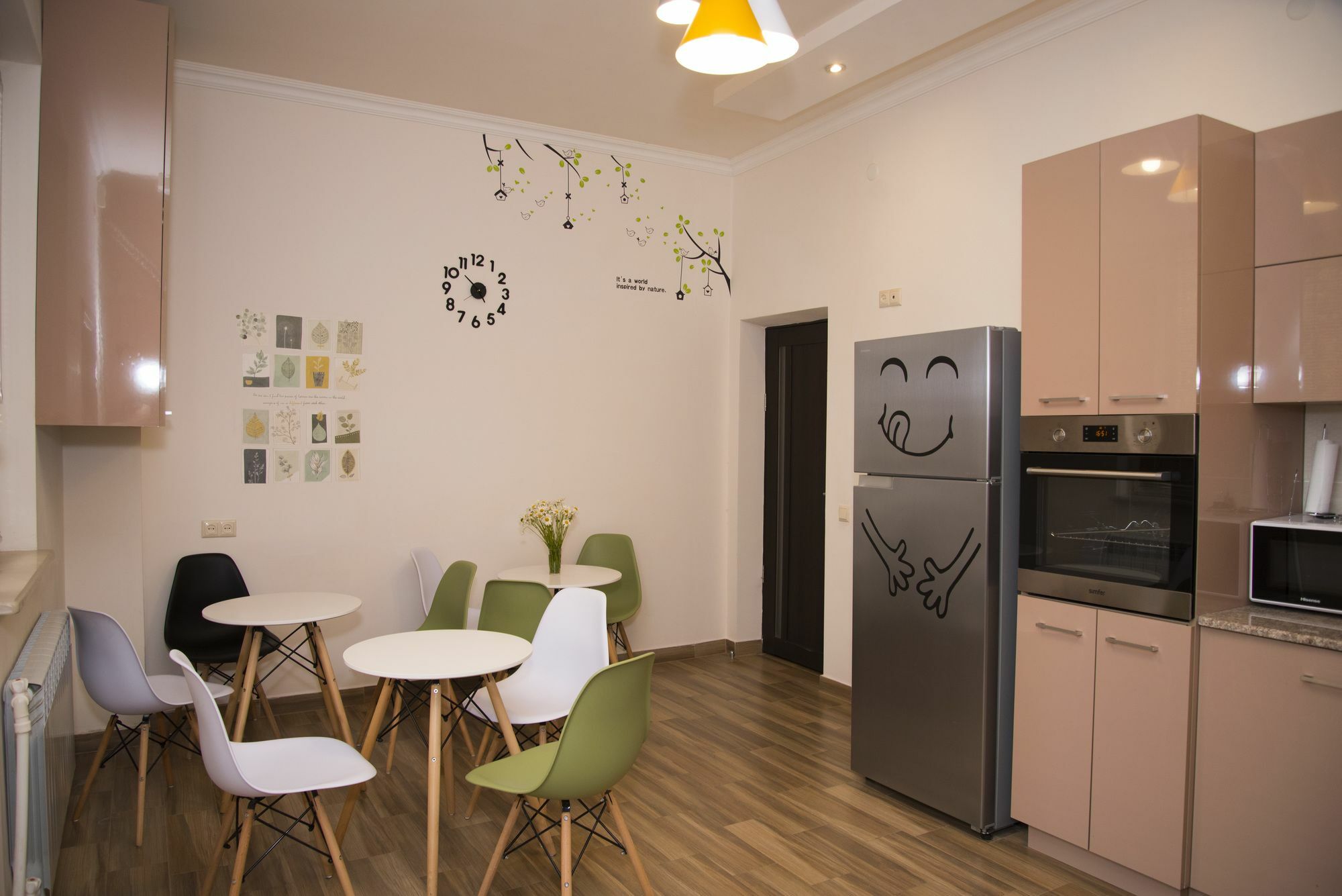 Katun Hostel Yerevan Exterior photo